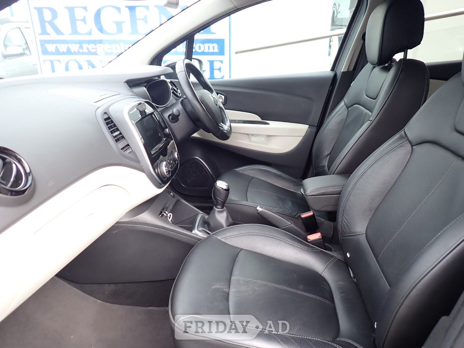 [ berth ]Renault Captur