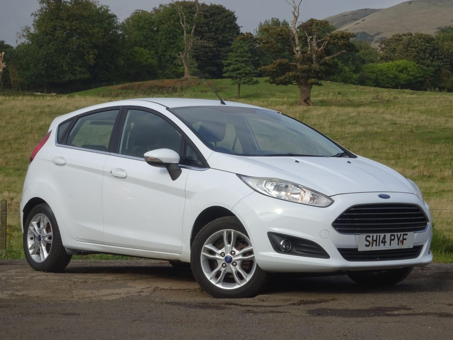 Ford Fiesta 2014 - Cars