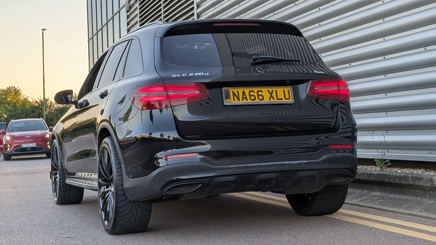 [ berth ]Mercedes-Benz GLC