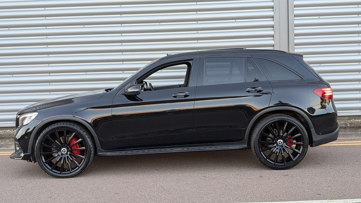 Mercedes-Benz GLC 2016 - Cars in St. Albans