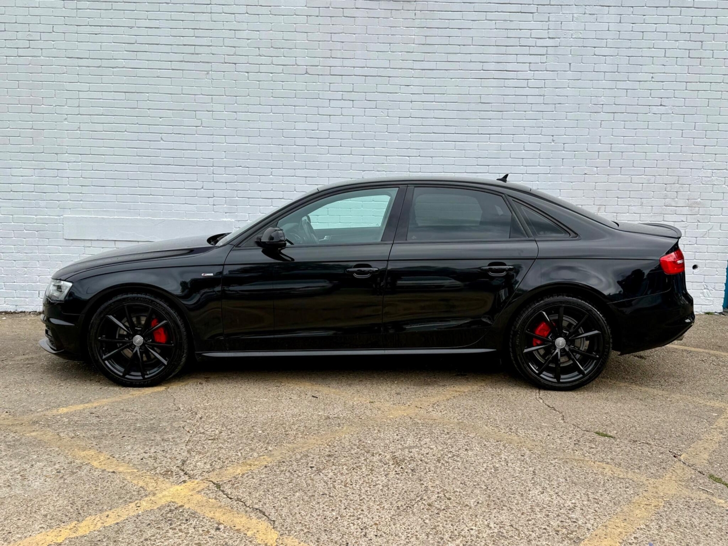 Audi A4 2015 - Cars