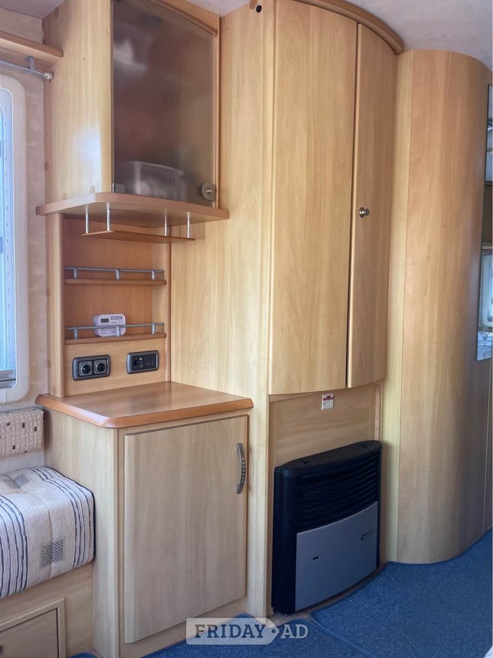 Sterling Eccles 4 berth fixed bed 2006 - Motorhomes & Caravans