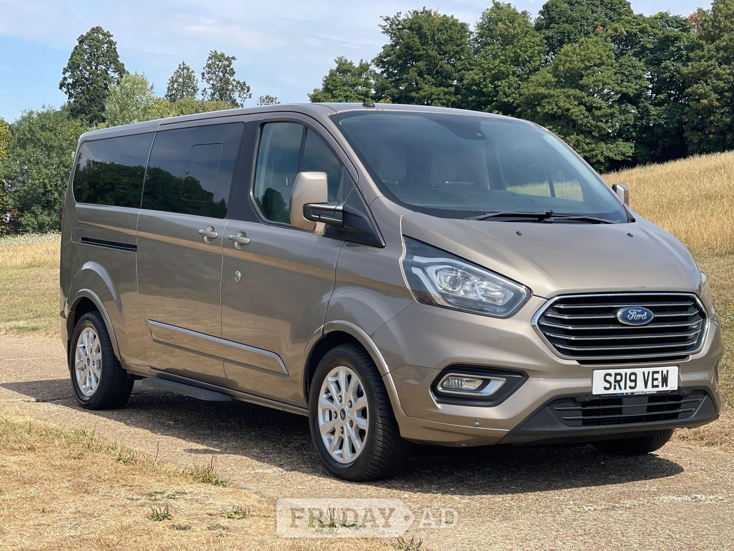 [ berth ]Ford Tourneo Custom