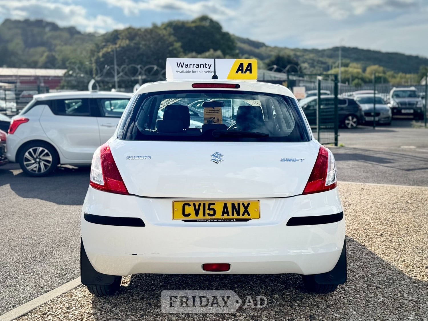 Suzuki Swift 2015 in Cardiff