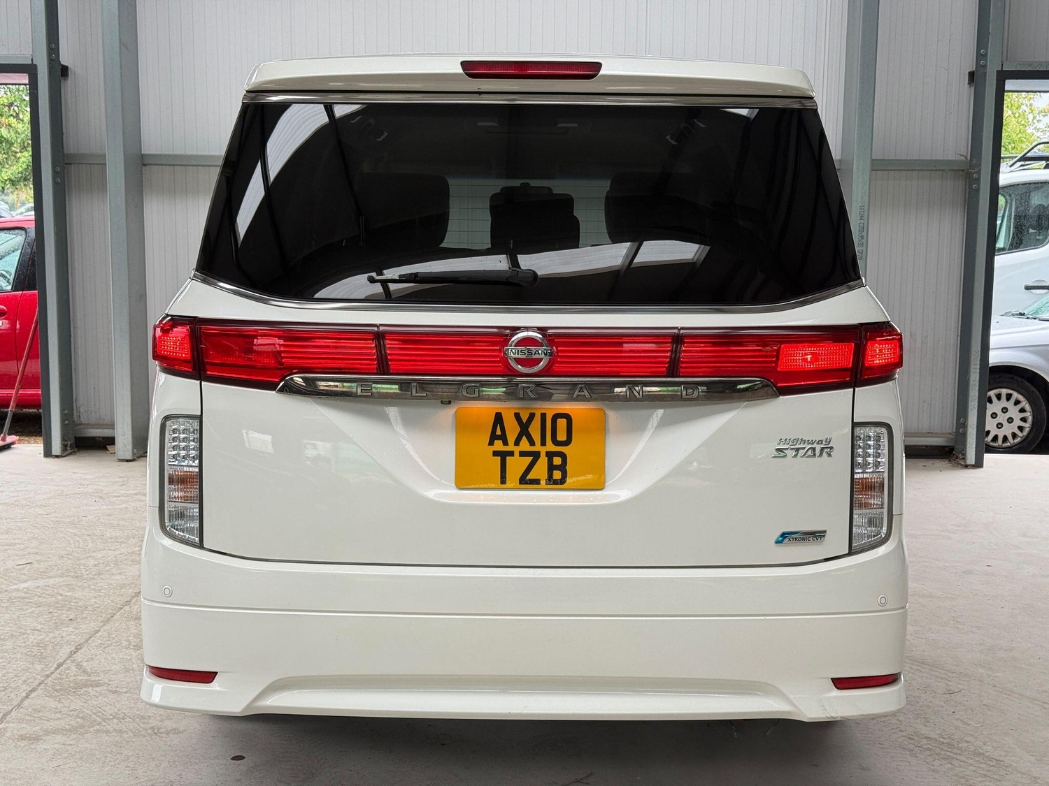 Nissan Elgrand 2023 - Cars in Hillingdon