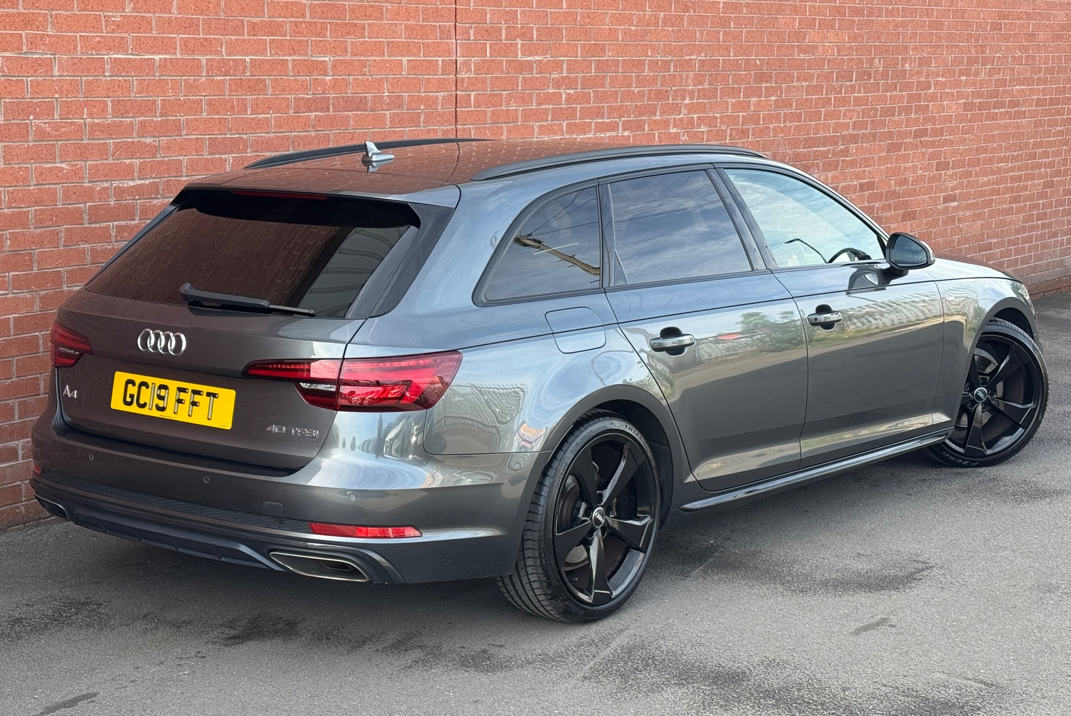 [ berth ]Audi A4 Avant