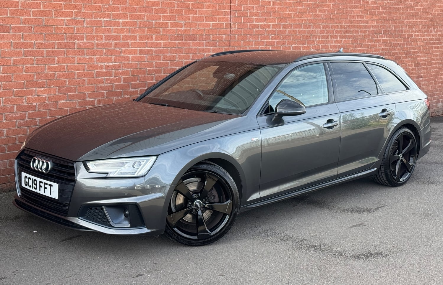 Audi A4 Avant 2019 - Cars