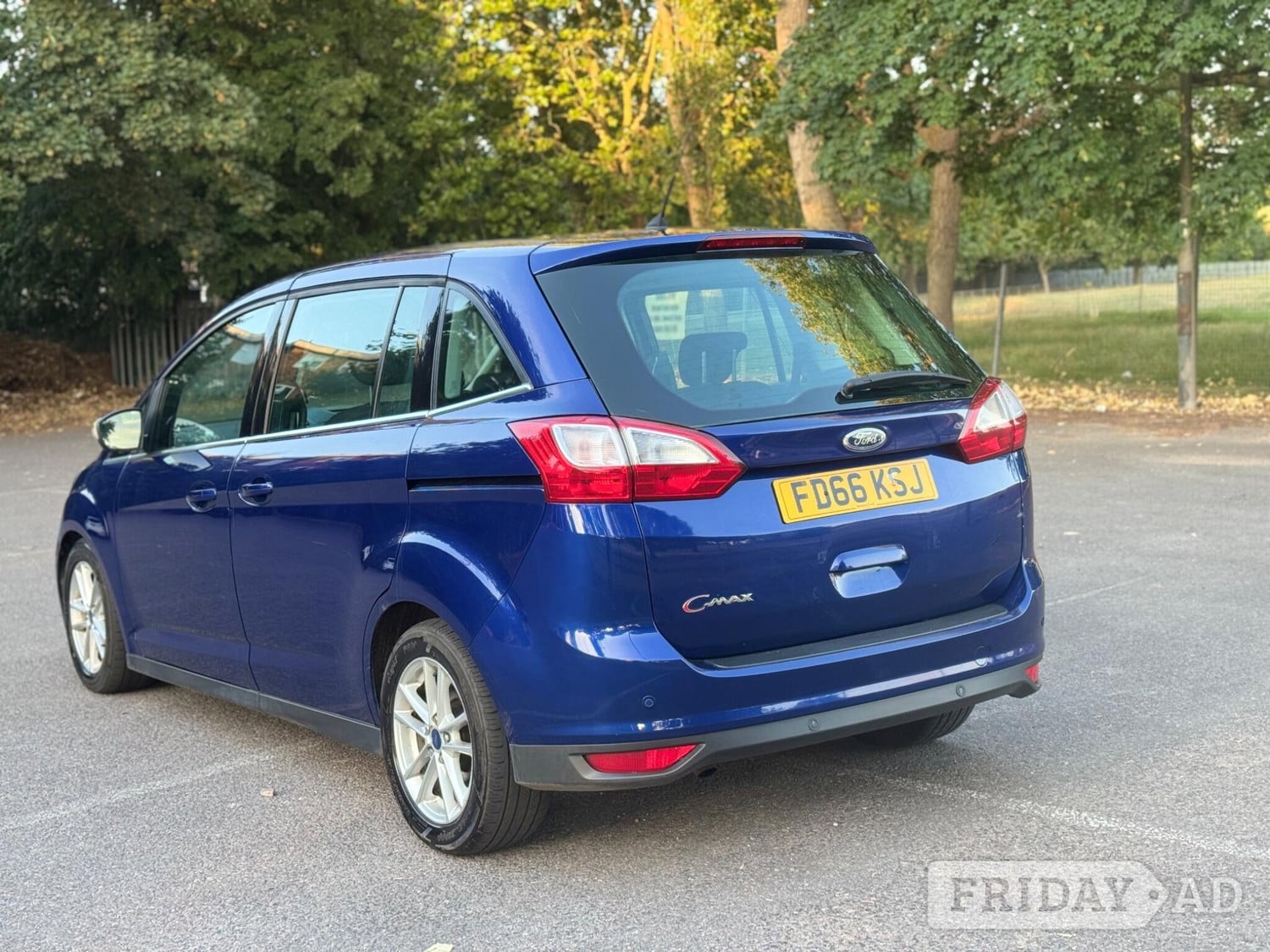 Ford Grand C-MAX 2016 - Cars in Romford