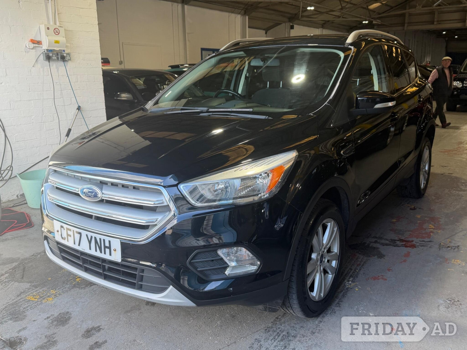 [ berth ]Ford Kuga