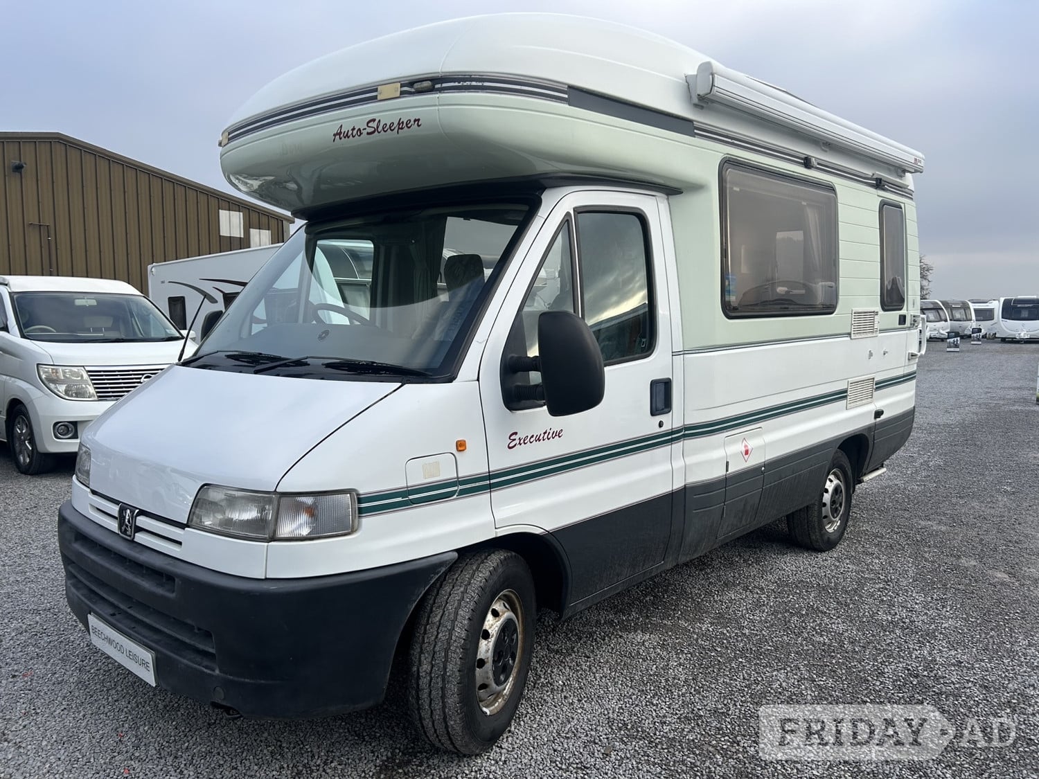 Auto-Sleepers Executive 2001 in Thirsk