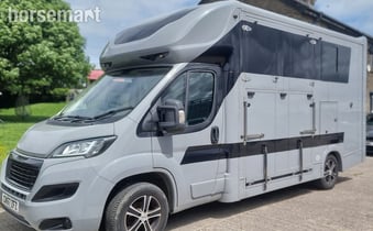National  Peugeot Horsebox