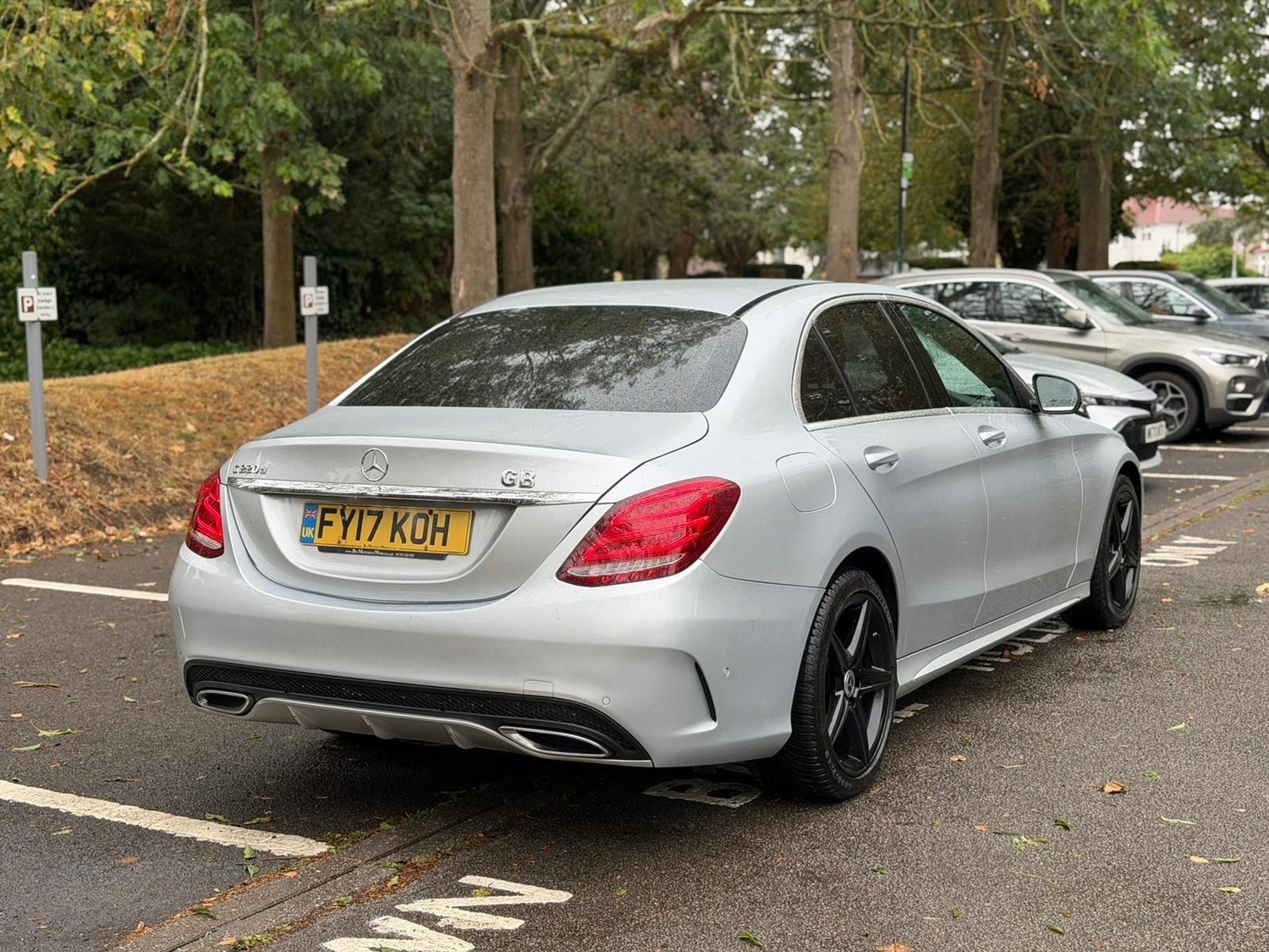 [ berth ]Mercedes-Benz C Class