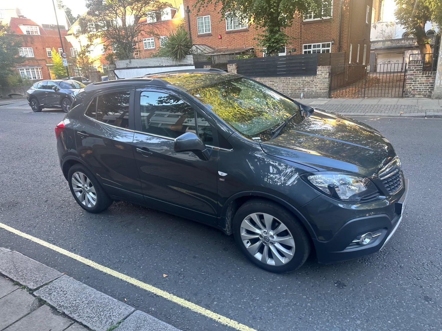 [ berth ]Renault Clio