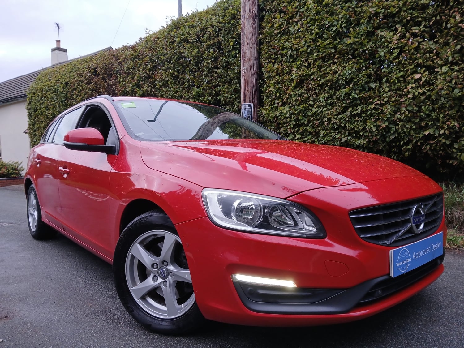 Volvo V60 2014 - Cars in Stafford