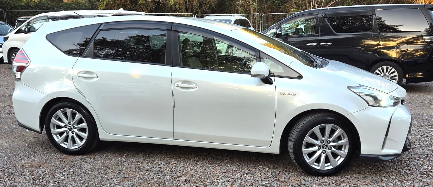 Toyota Prius+ 2016 - Cars in March
