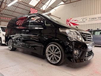 Toyota Alphard 2014