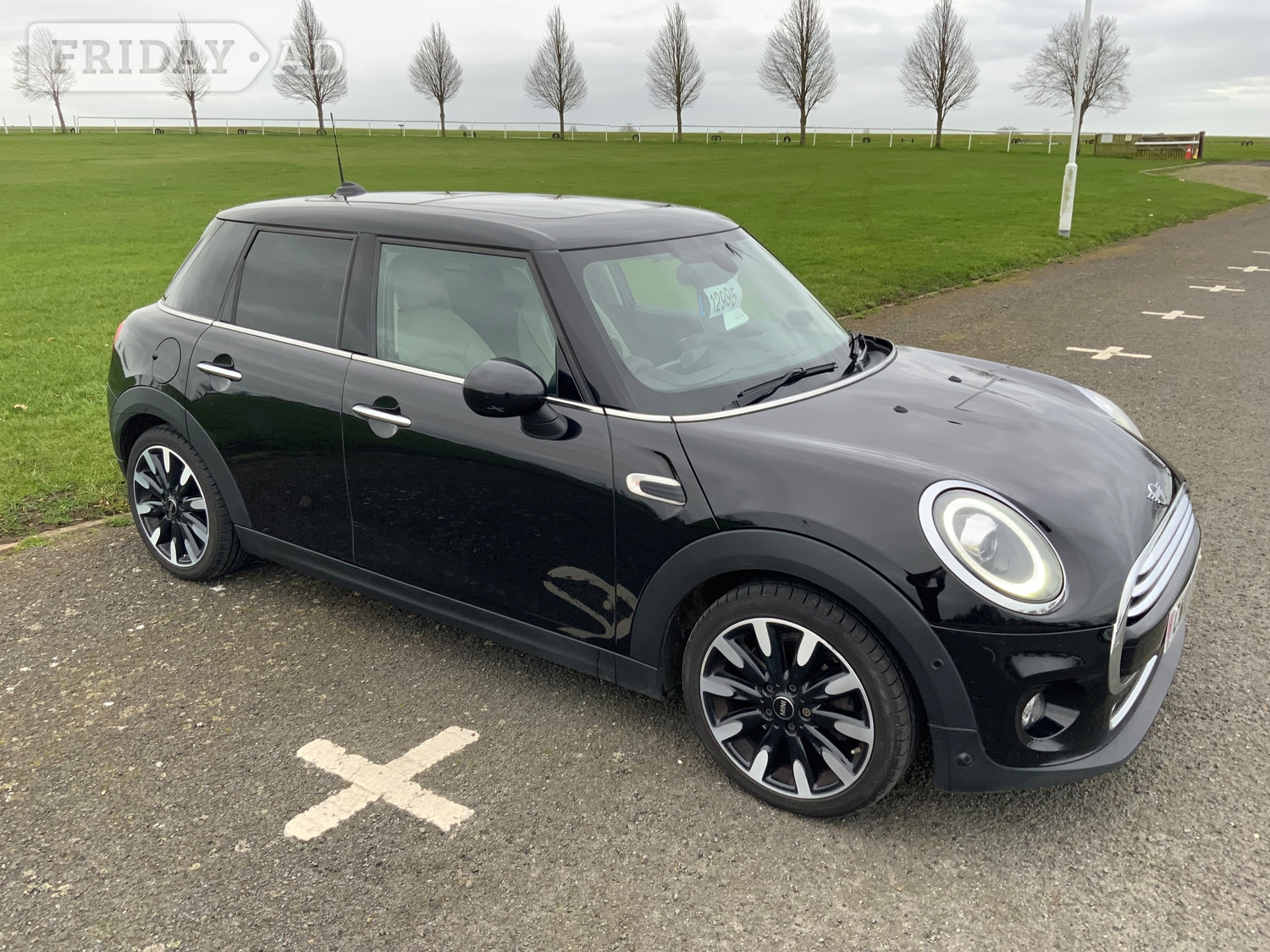[ berth ]Mini Hatch