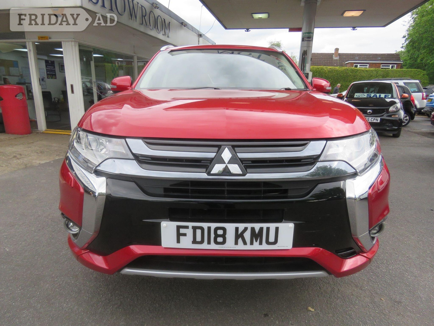 Mitsubishi Outlander 2018 - Cars