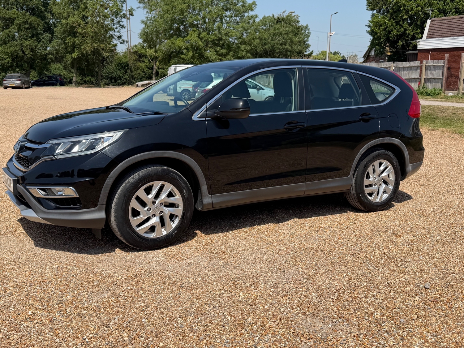 Honda CR-V 2016 - Cars in Portsmouth