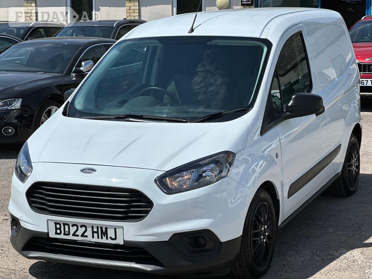 [ berth ]Ford Transit Courier
