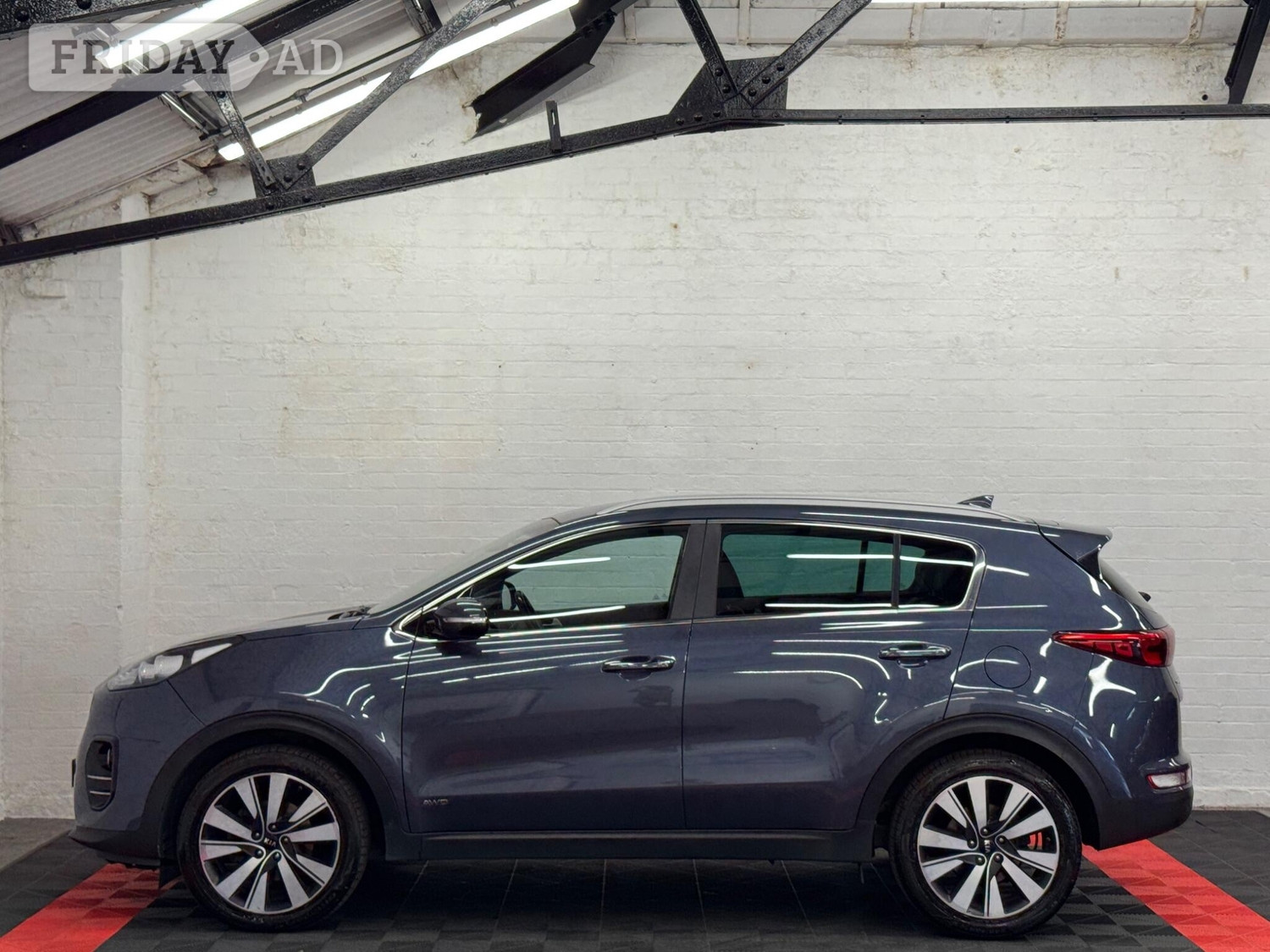 [ berth ]Kia Sportage