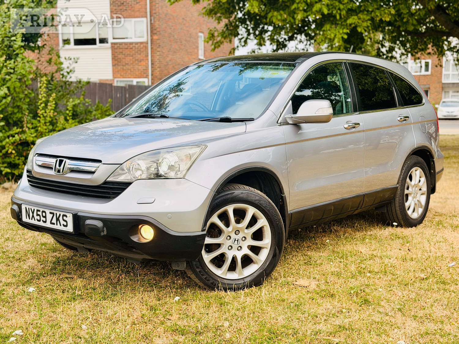 Honda CR-V 2009 - Cars in Slough