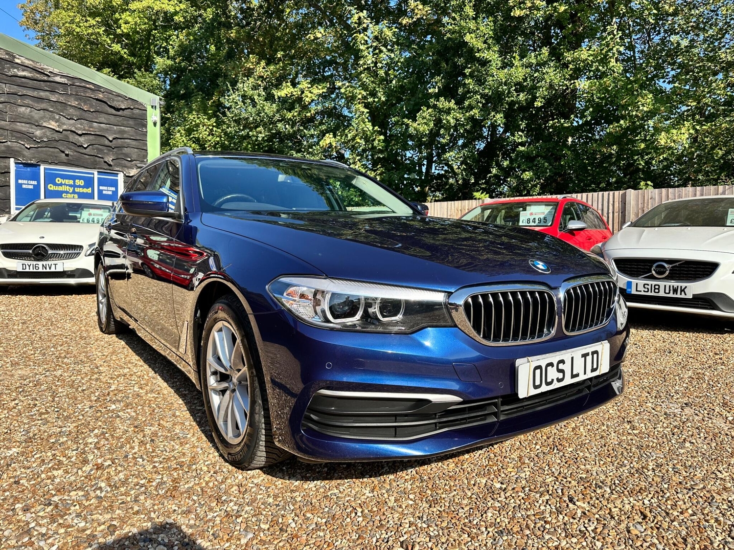 BMW 5 Series Hook