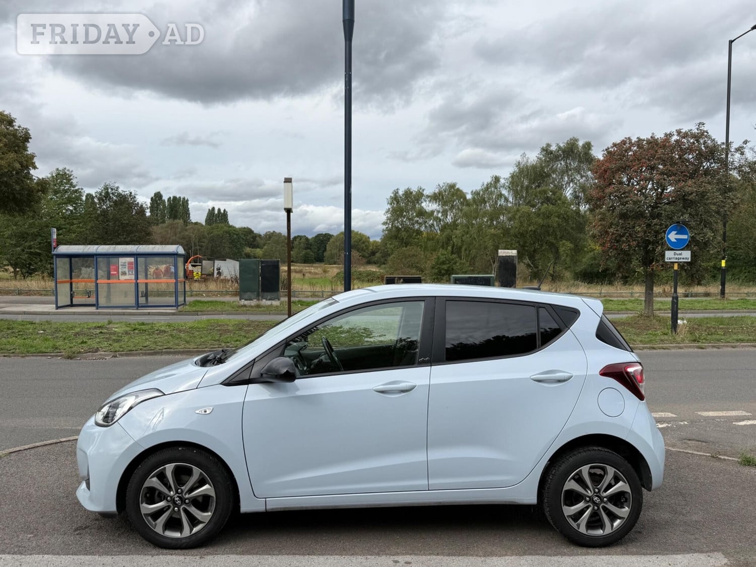 Hyundai i10 2019 - Cars