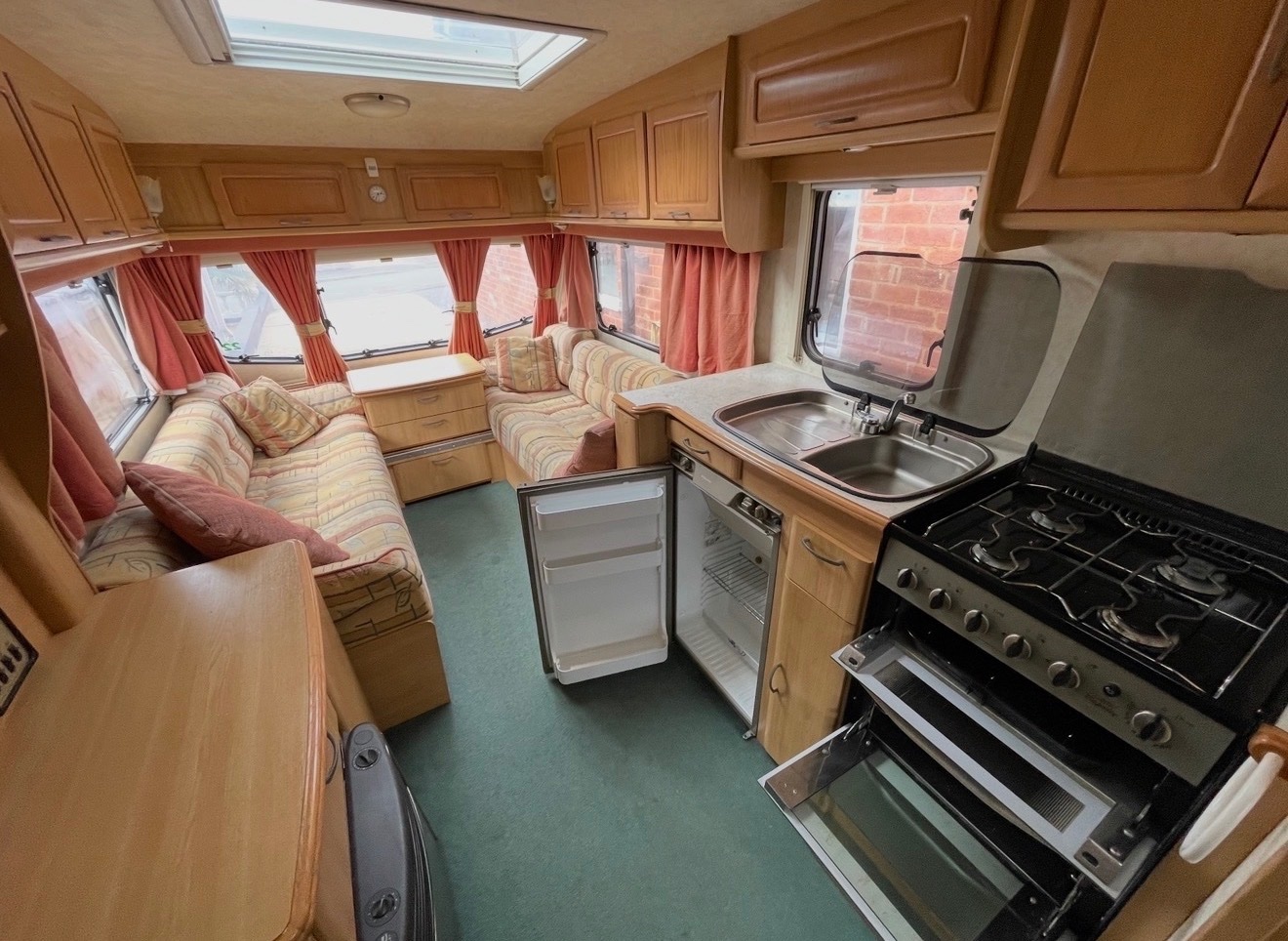 Lunar Astara 462 Llangollen