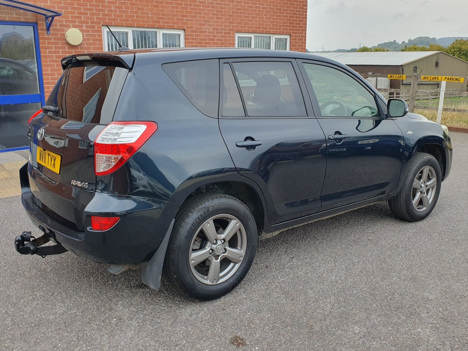 Toyota RAV4 2011 - Cars