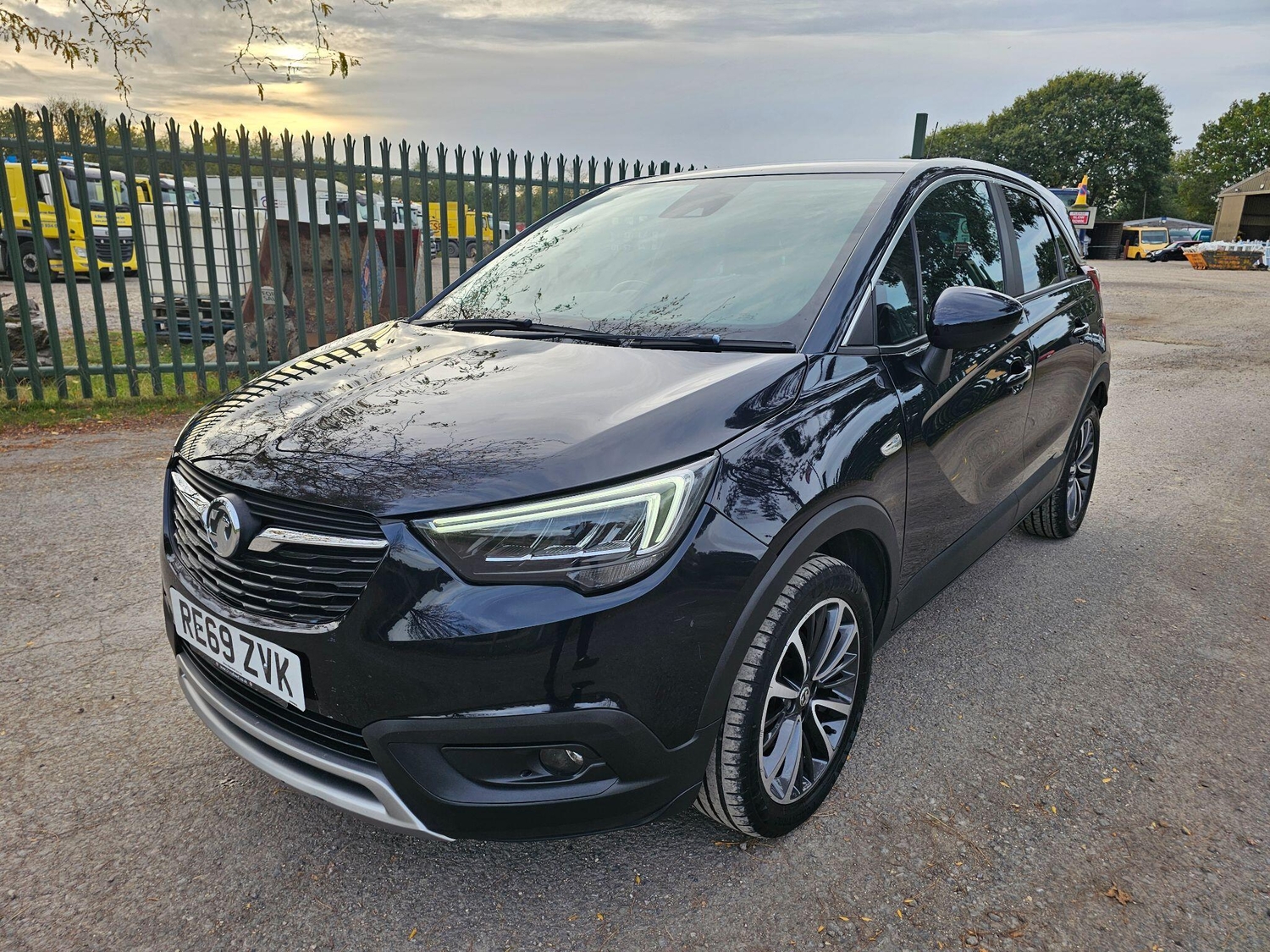 [ berth ]Vauxhall Crossland X