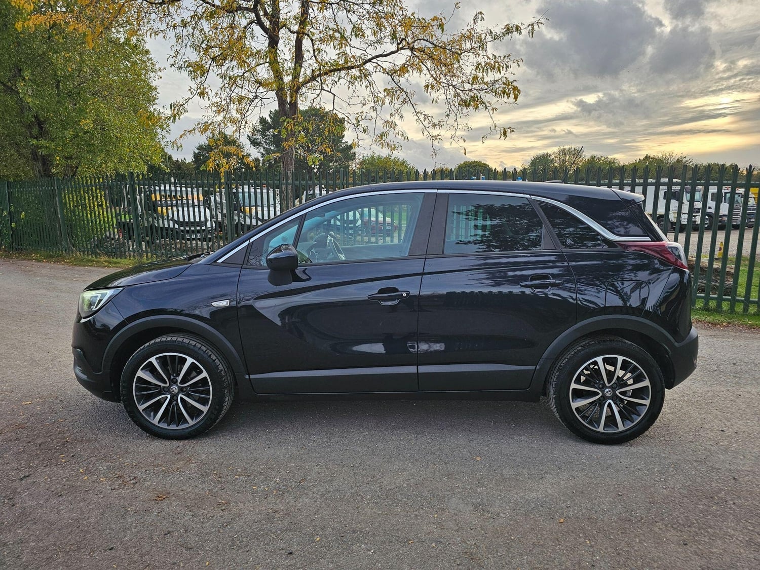 Vauxhall Crossland X 2019 - Cars in Reading