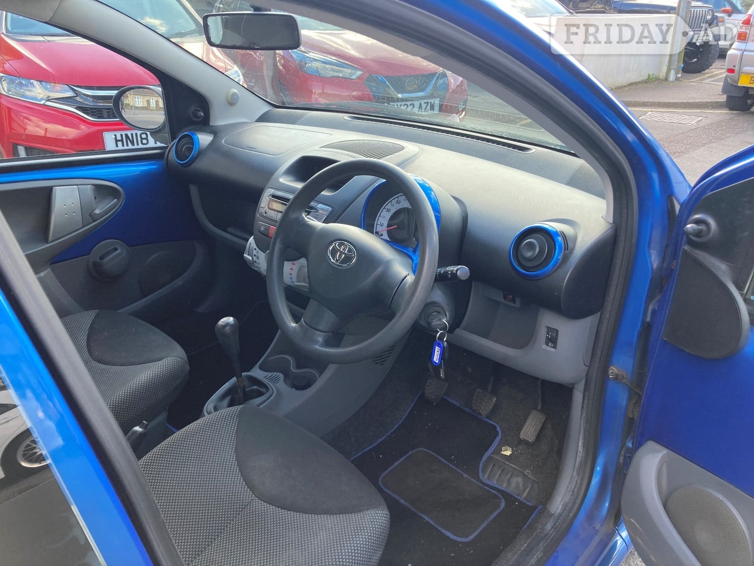 Toyota Aygo 2010 - Cars
