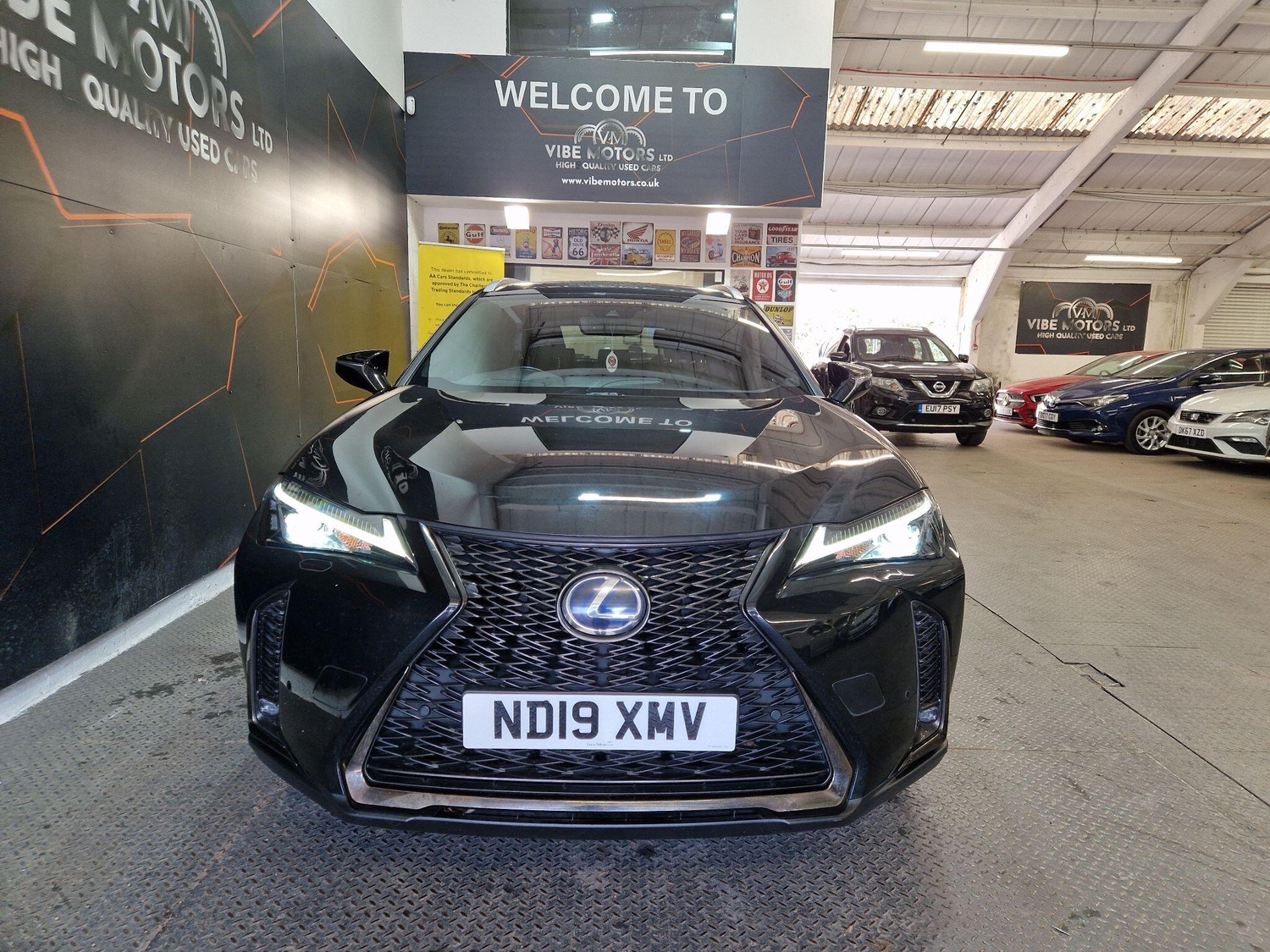 [ berth ]Lexus UX