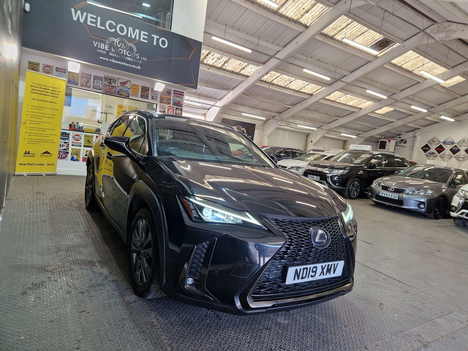 Lexus UX 2019 - Cars in Harrow