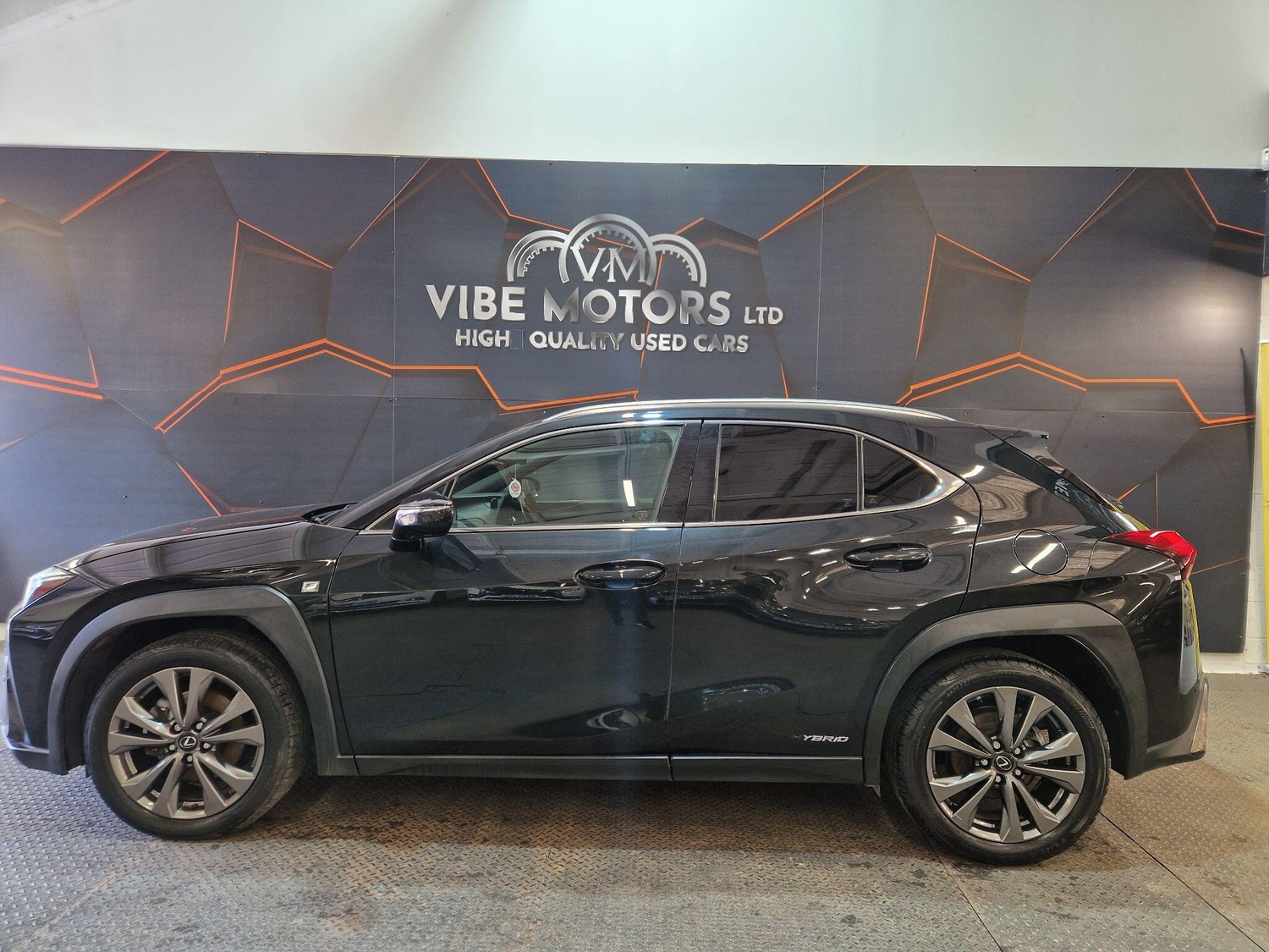 Lexus UX 2019 - Cars