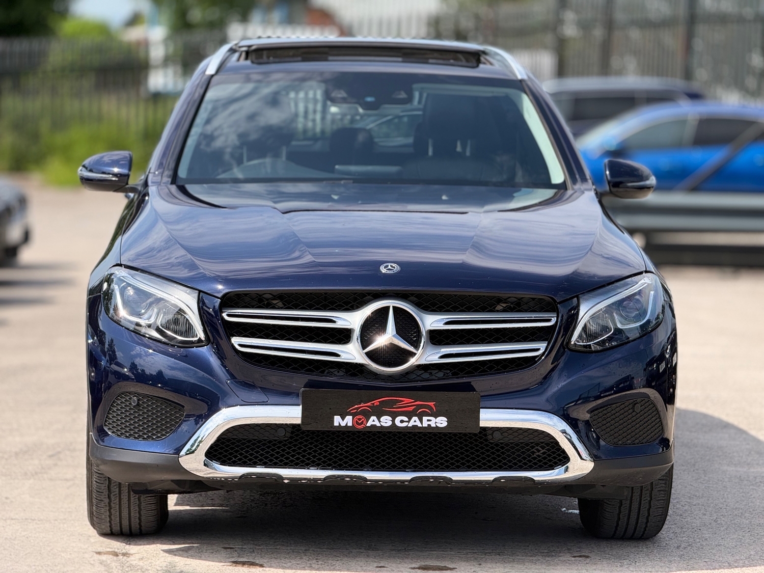 Mercedes-Benz GLC 2017 - Cars