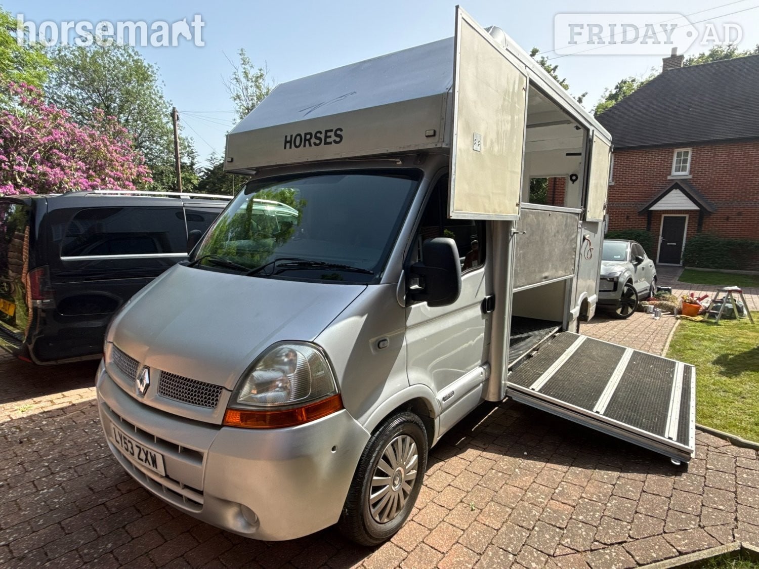 Brookmans Boxes  Renault Horsebox in Uckfield