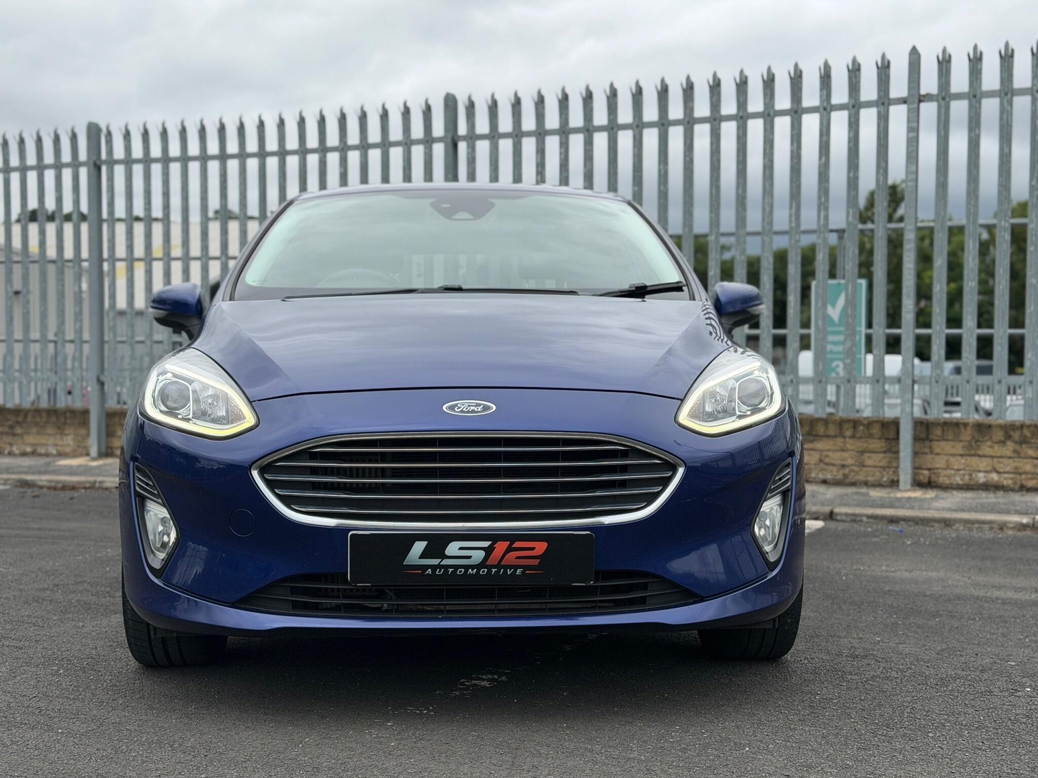 [ berth ]Ford Fiesta