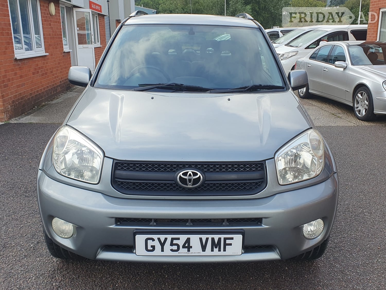 Toyota RAV4 2004 - Cars in Honiton