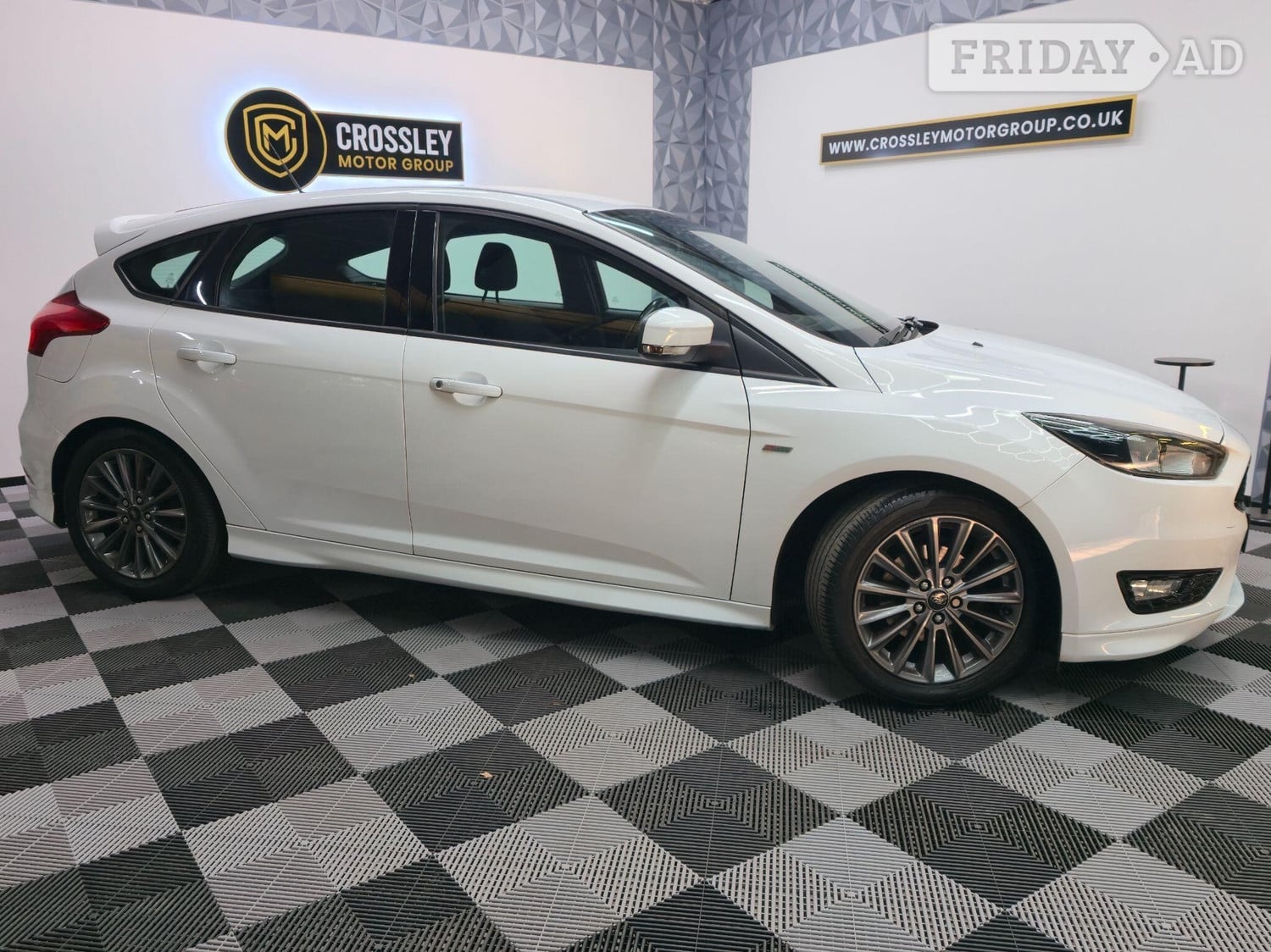 Ford Focus 2017 - Cars