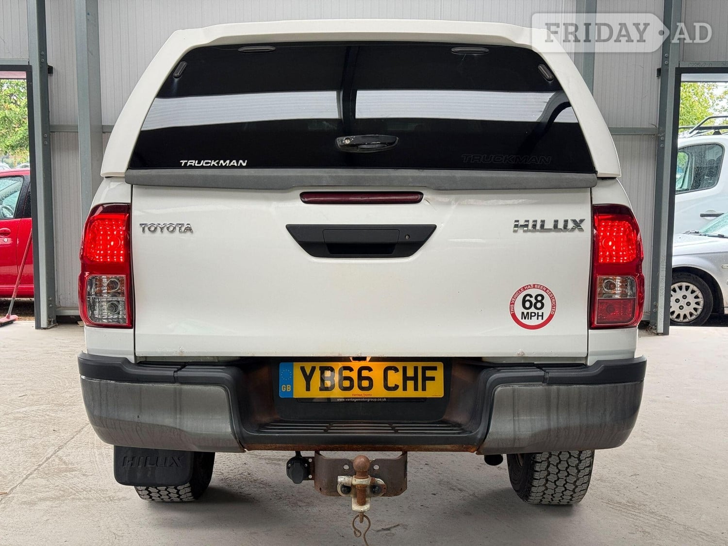 Toyota Hilux 2017 - Vans & Commercial Vehicles in Hillingdon