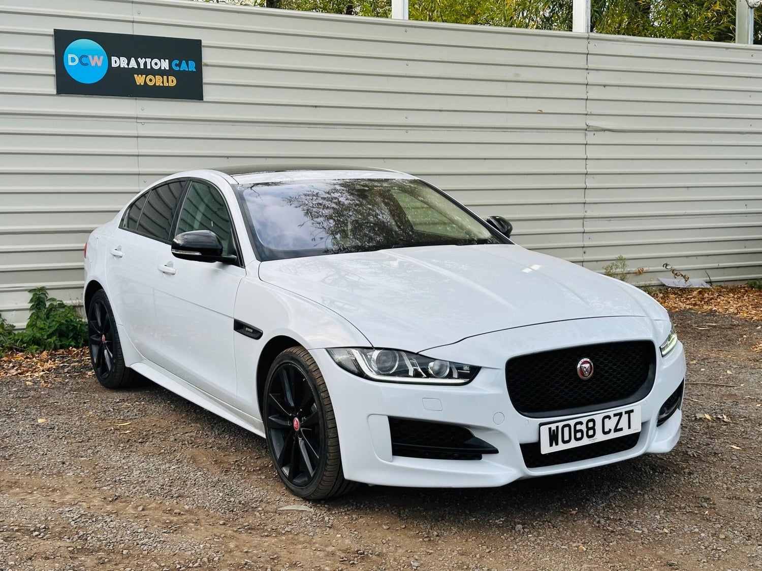 Jaguar XE 2018 - Cars in Hillingdon