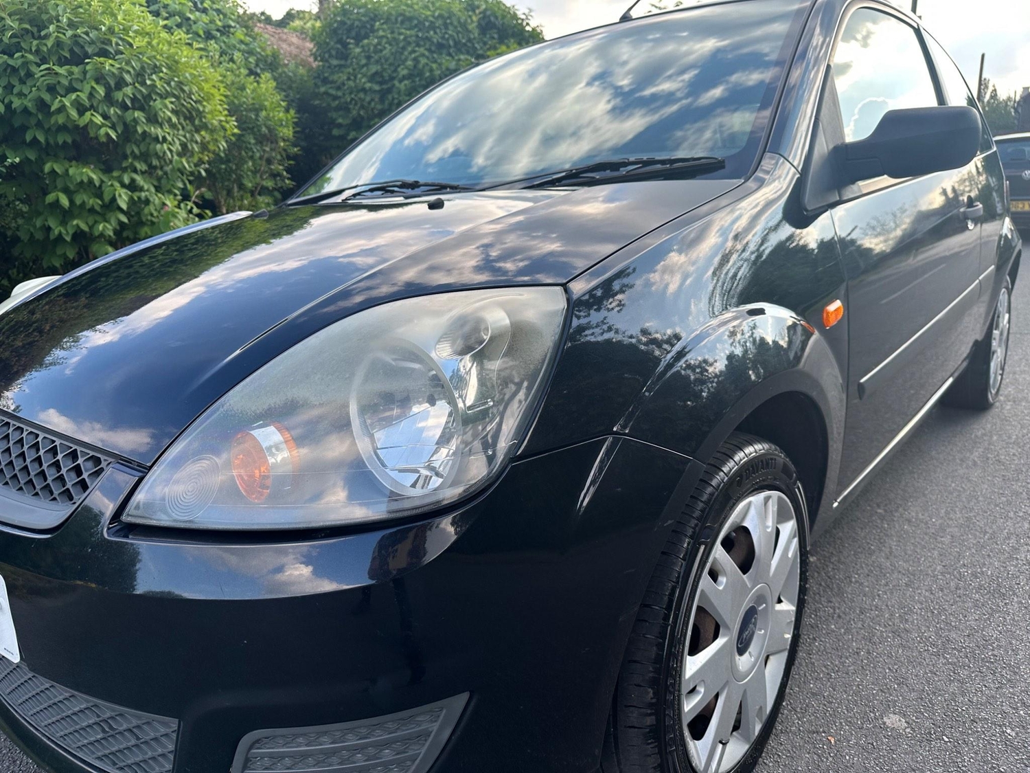 [ berth ]Ford Fiesta