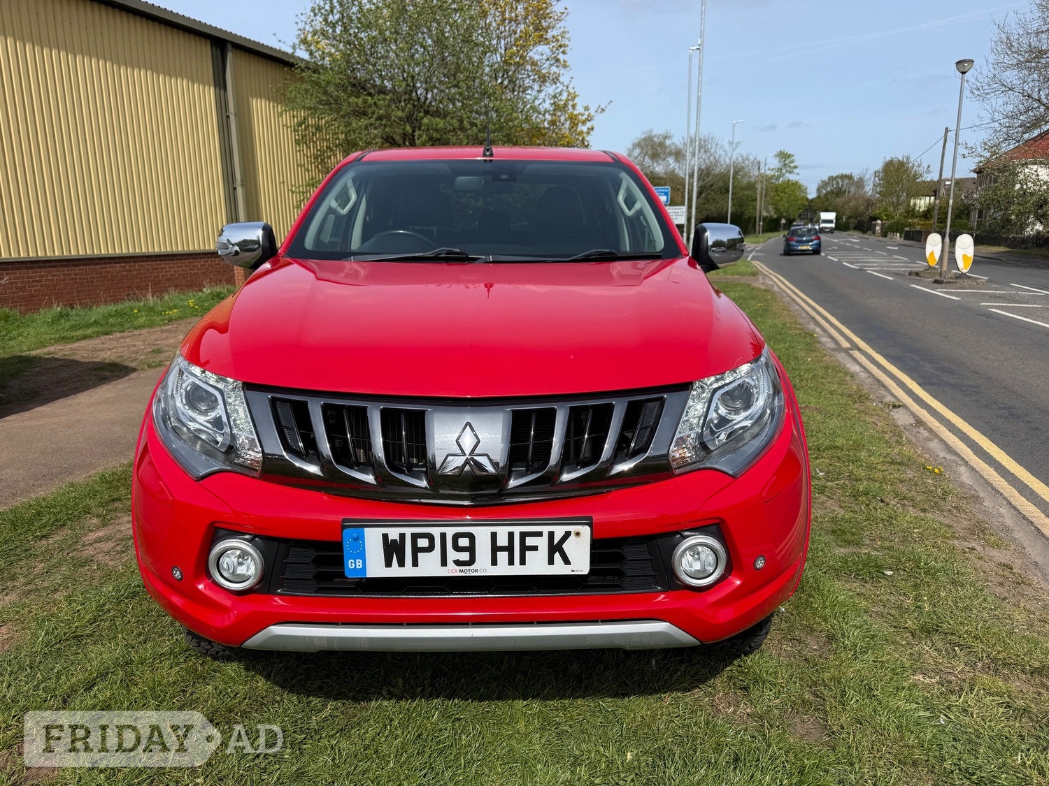[ berth ]Mitsubishi L200