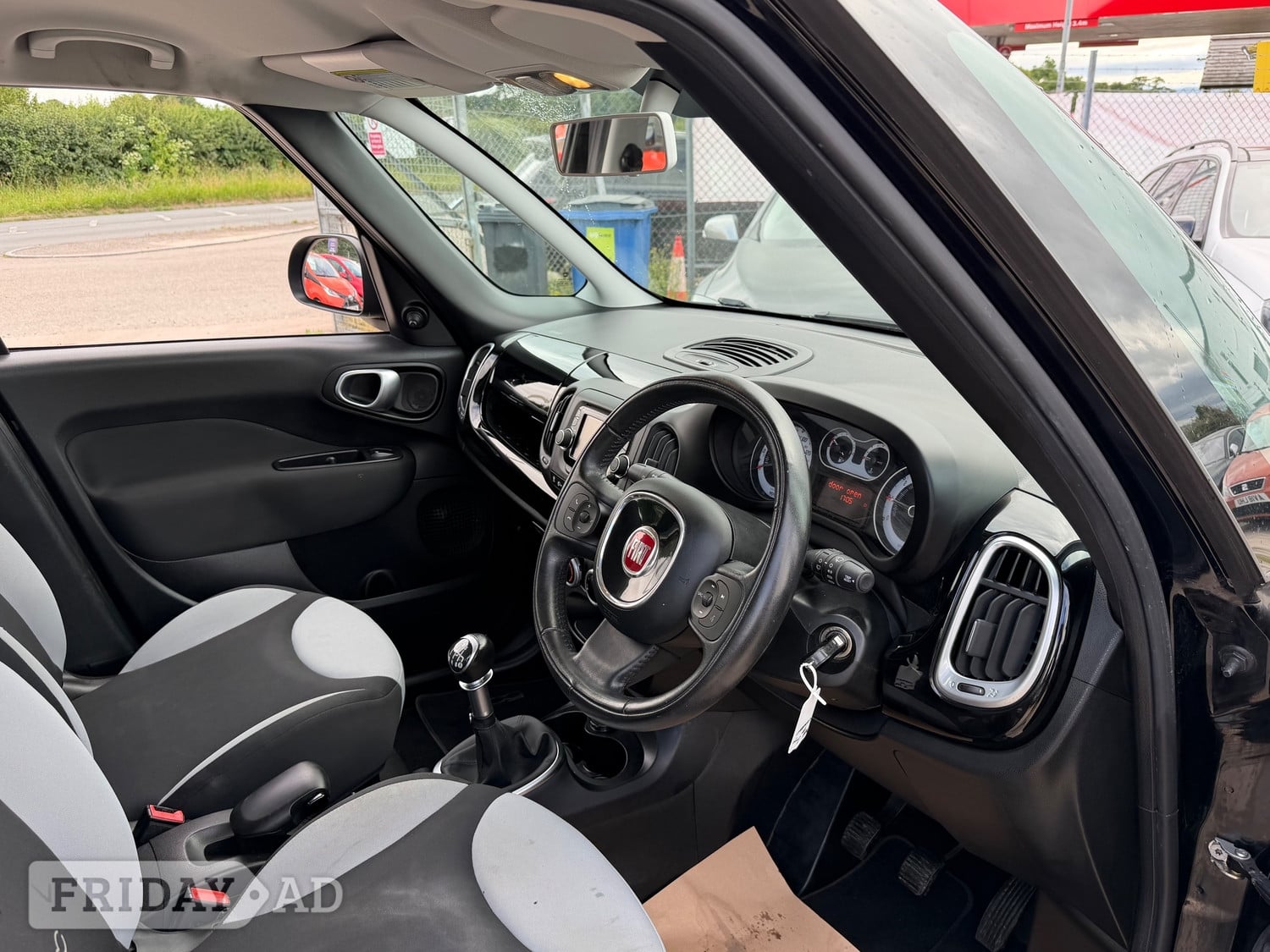 [ berth ]Fiat 500L