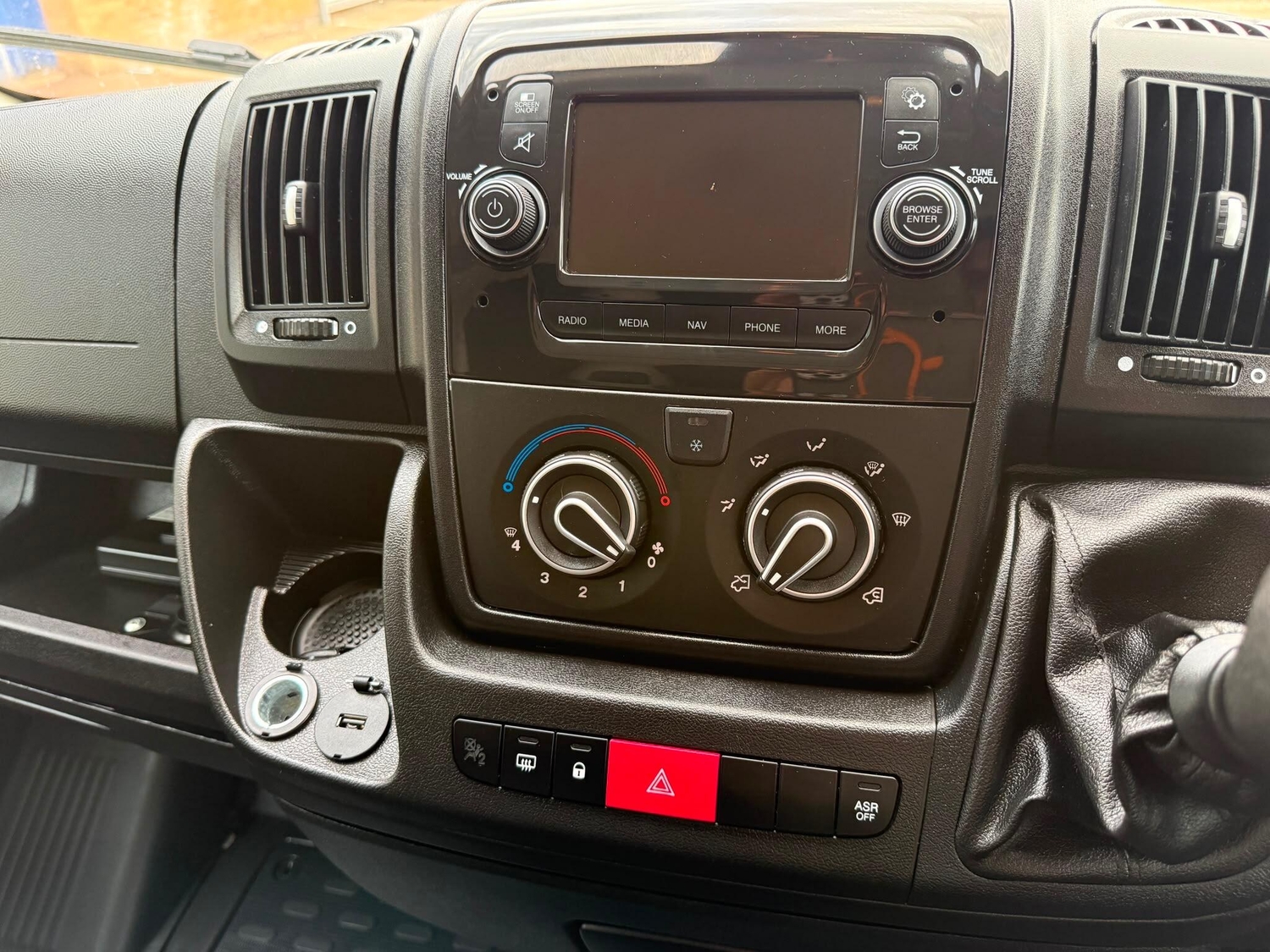 Vauxhall Movano 2022 - Vans & Commercial Vehicles