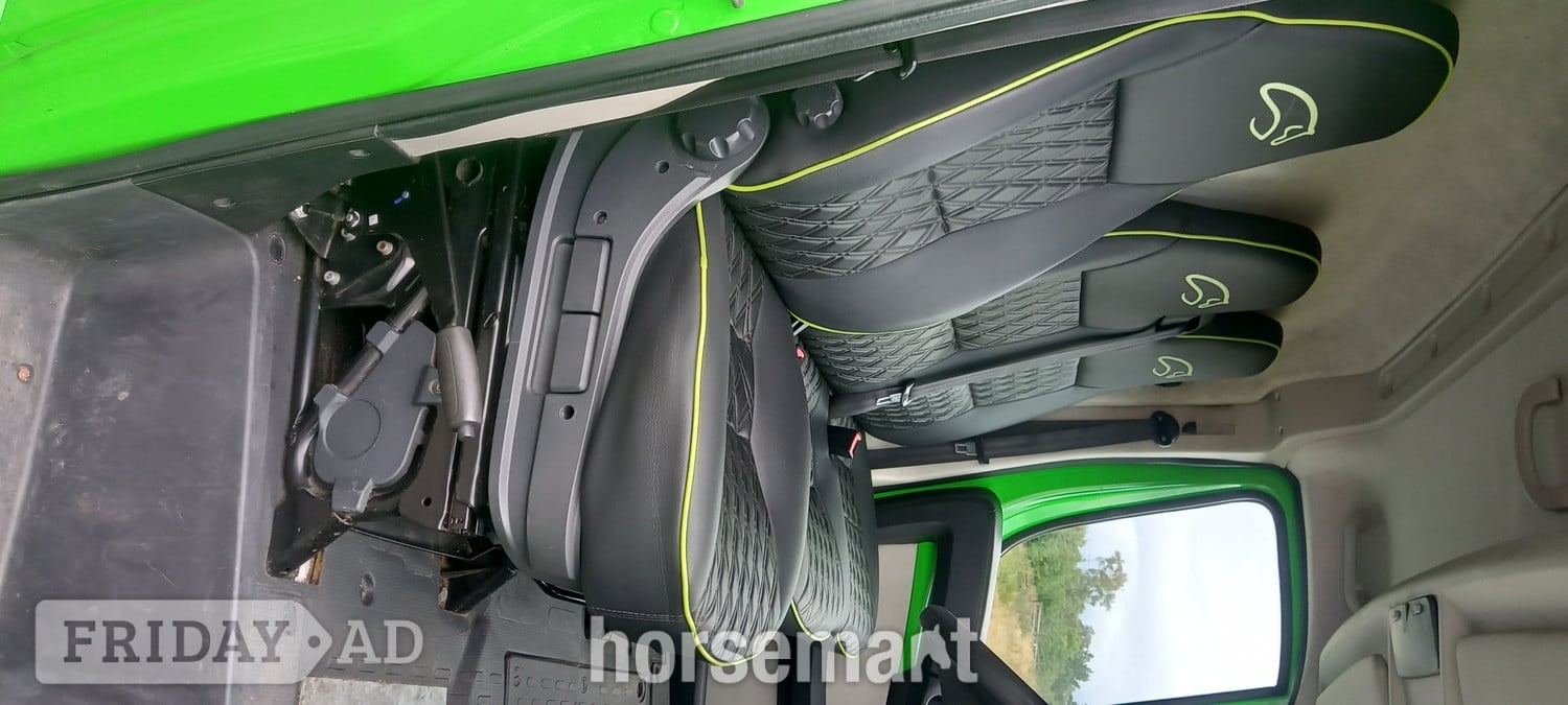 Hunter  Citroen Horsebox - Trailers & Horseboxes