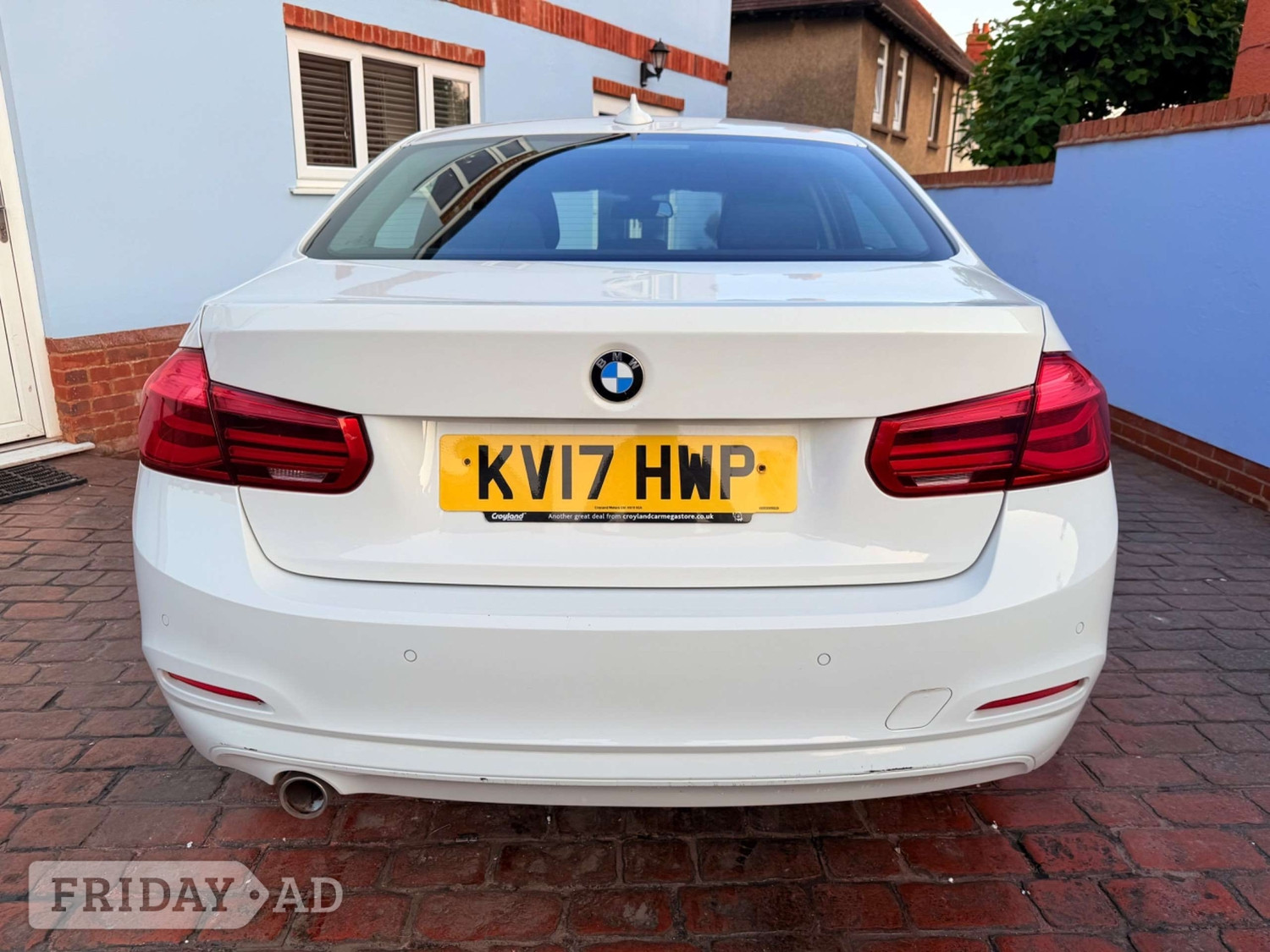 [ berth ]BMW 3 Series
