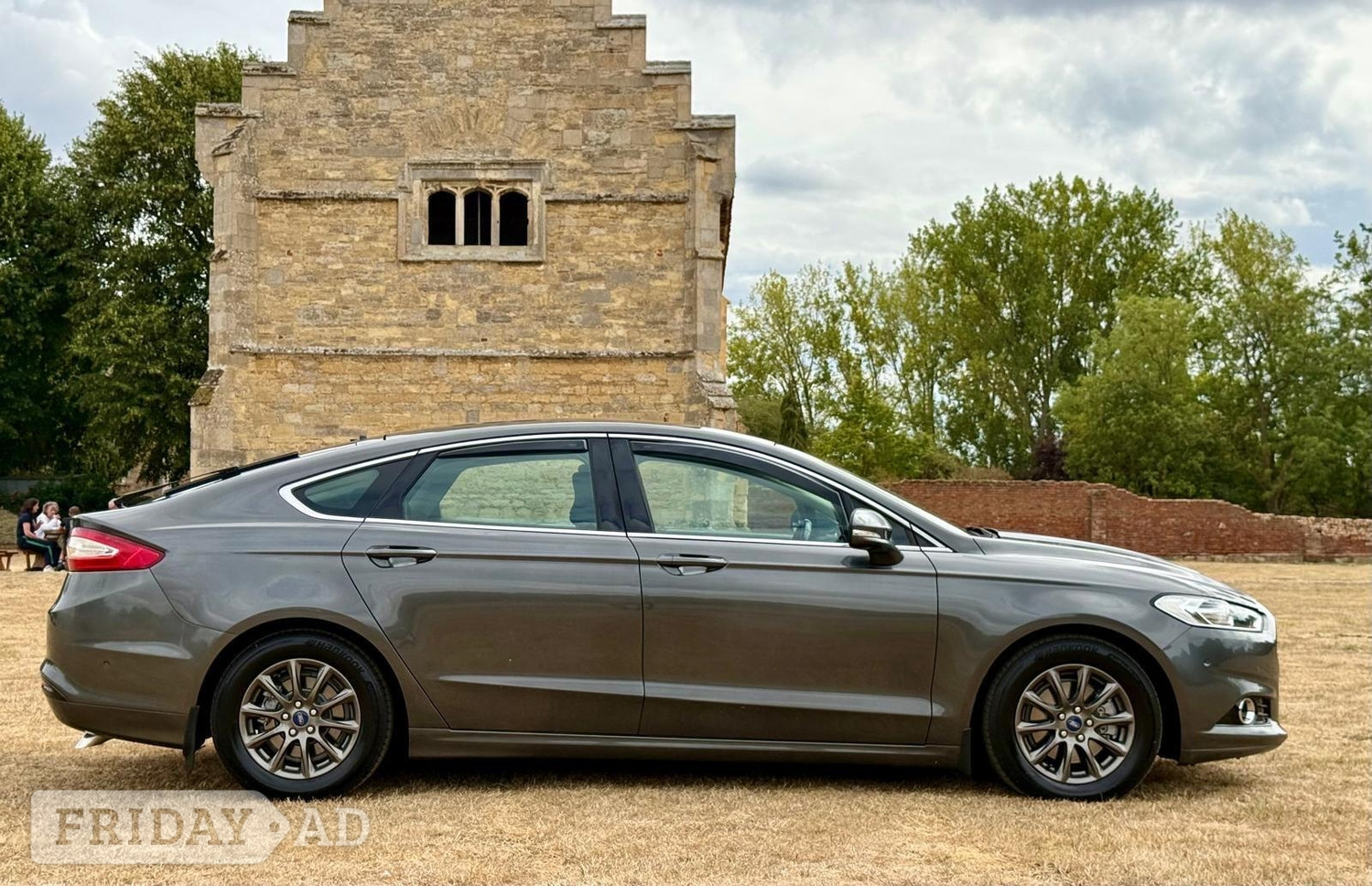 [ berth ]Ford Mondeo